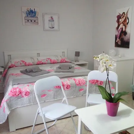 La Finestra Sul Mare Bed & Breakfast *