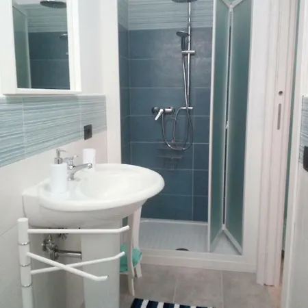 La Finestra Sul Mare Bed & Breakfast *